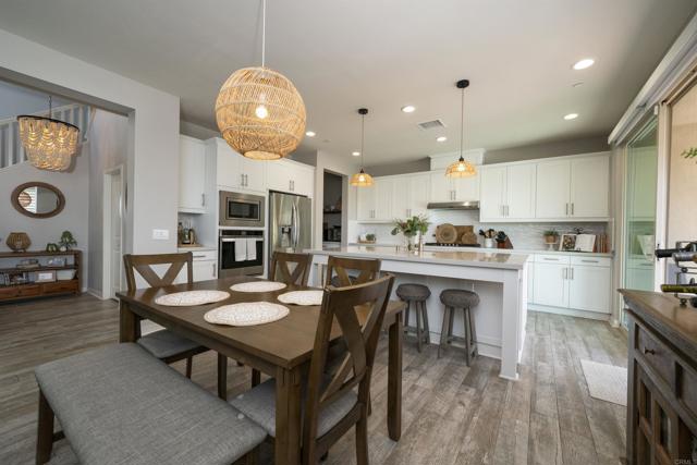 31688 Calle De Las Estrellas