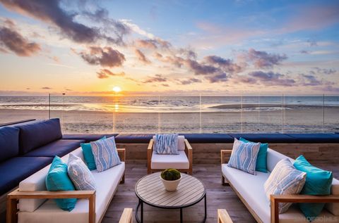 2050  Ocean Front Del Mar CA 92014