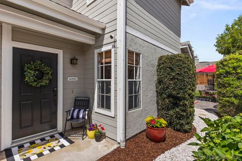 10592  Rancho Carmel Dr San Diego CA 92128