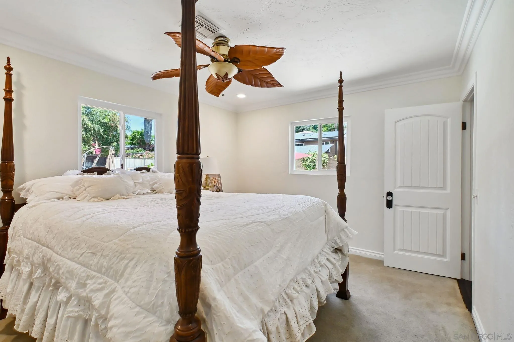 El Cajon, California 92021, United States, 3 Bedrooms Bedrooms, ,2 BathroomsBathrooms,Residential,Pending,157089