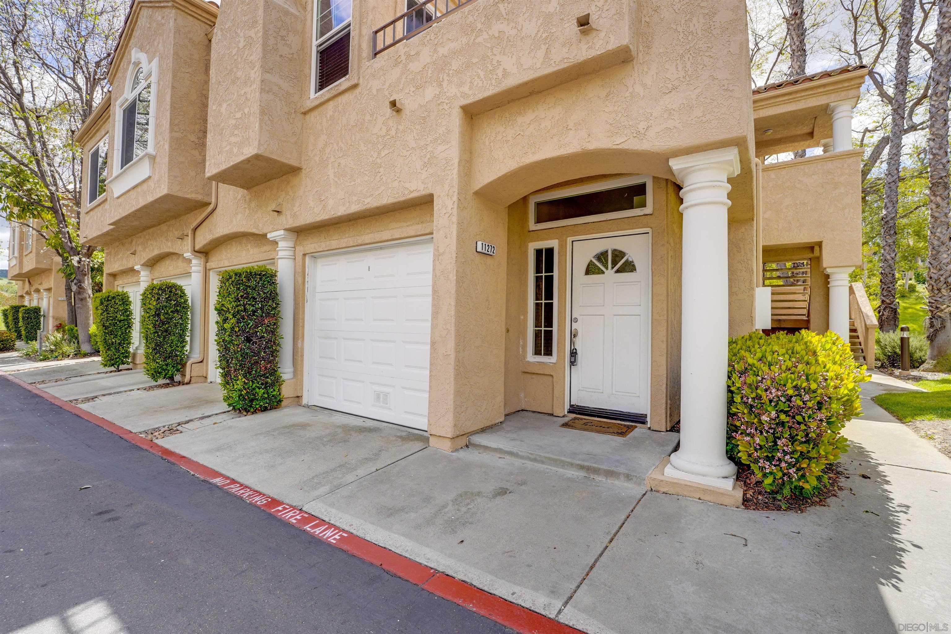 11272 Portobelo Dr