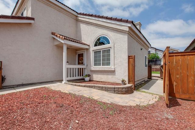 1004 Glenwood Way