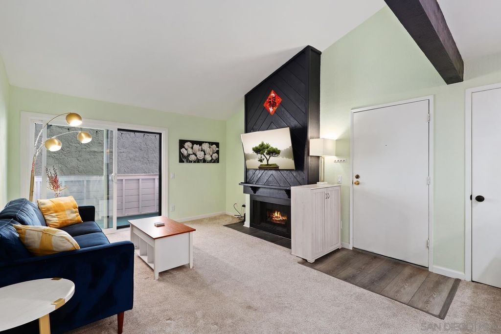 listing image 0