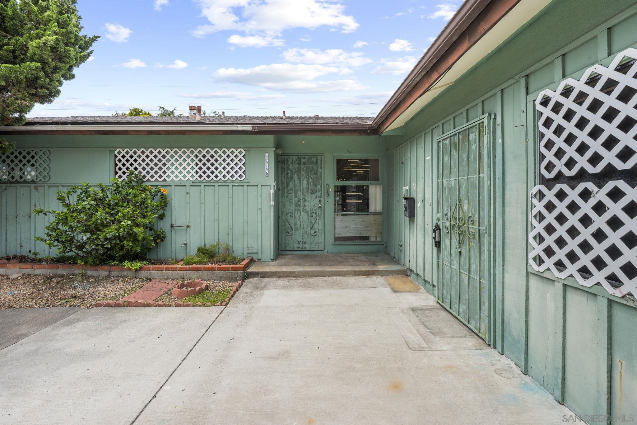 4646 Coconino Way