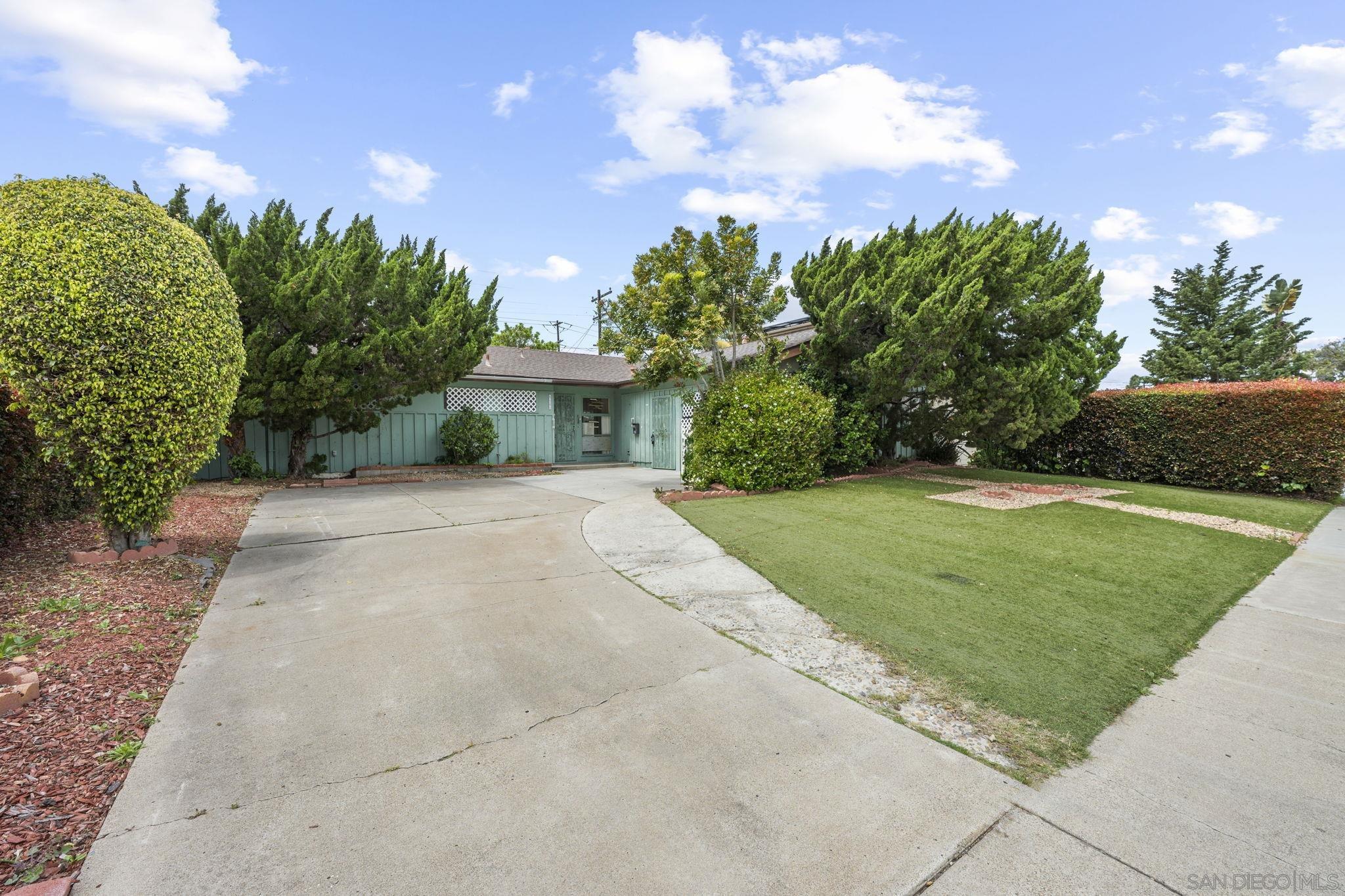 4646 Coconino Way