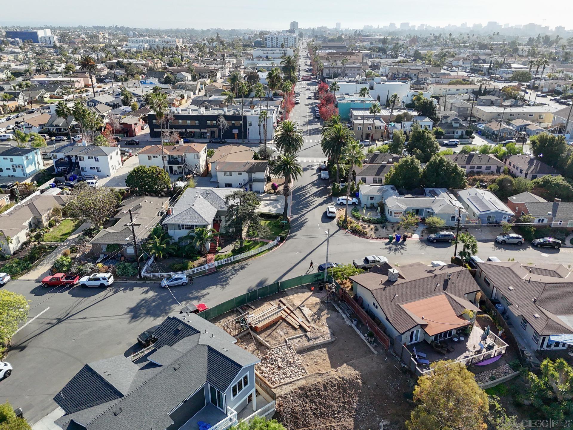 1804 Mission Cliff Dr
