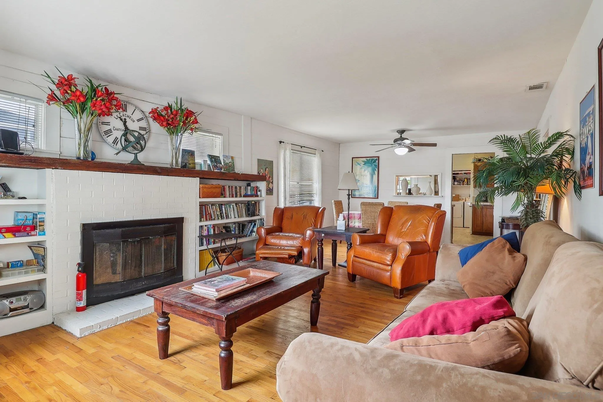 San Diego, California 92116, United States, 2 Bedrooms Bedrooms, ,2 BathroomsBathrooms,Residential,Active,98690