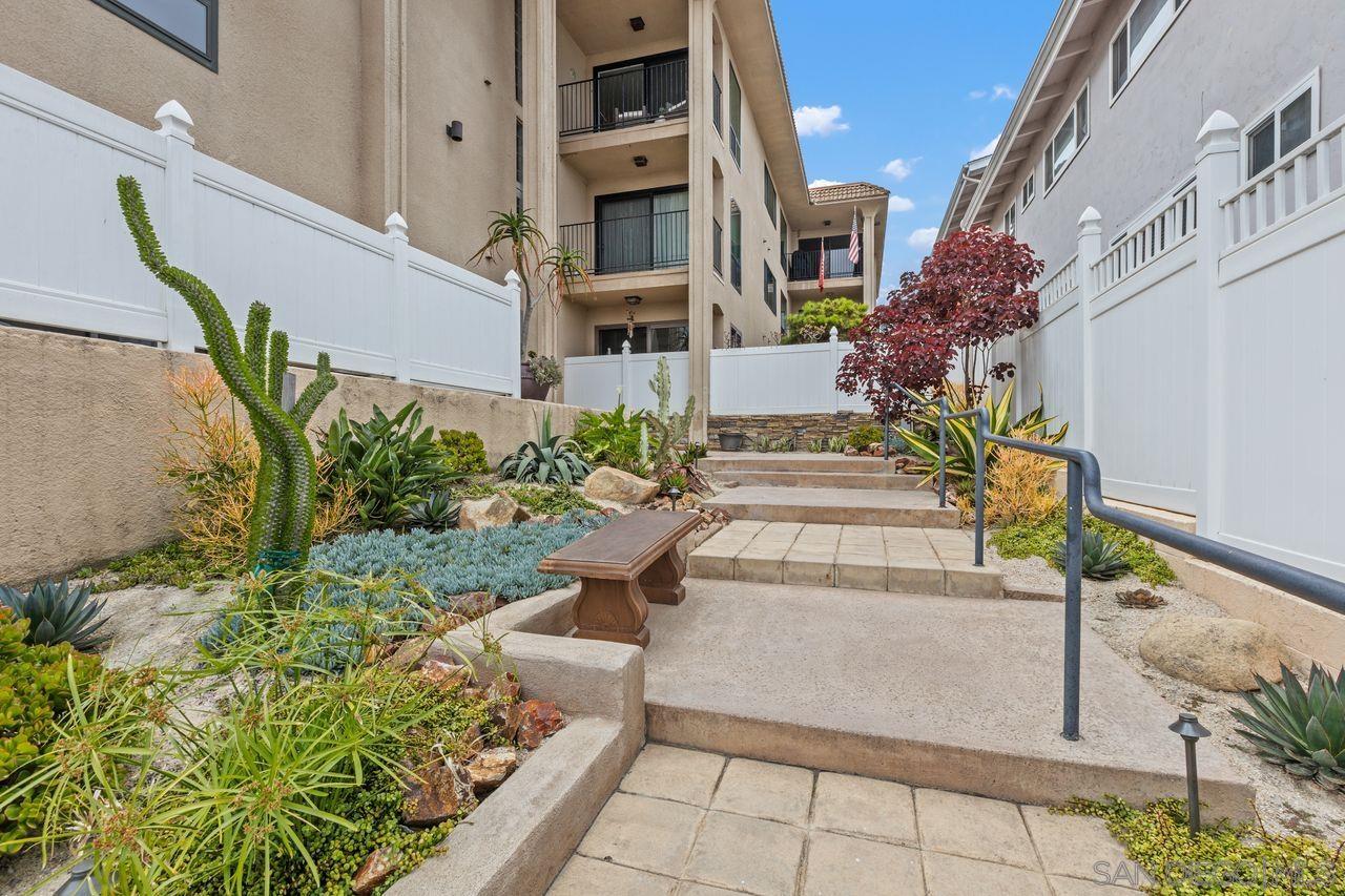 370 Rosecrans St 302