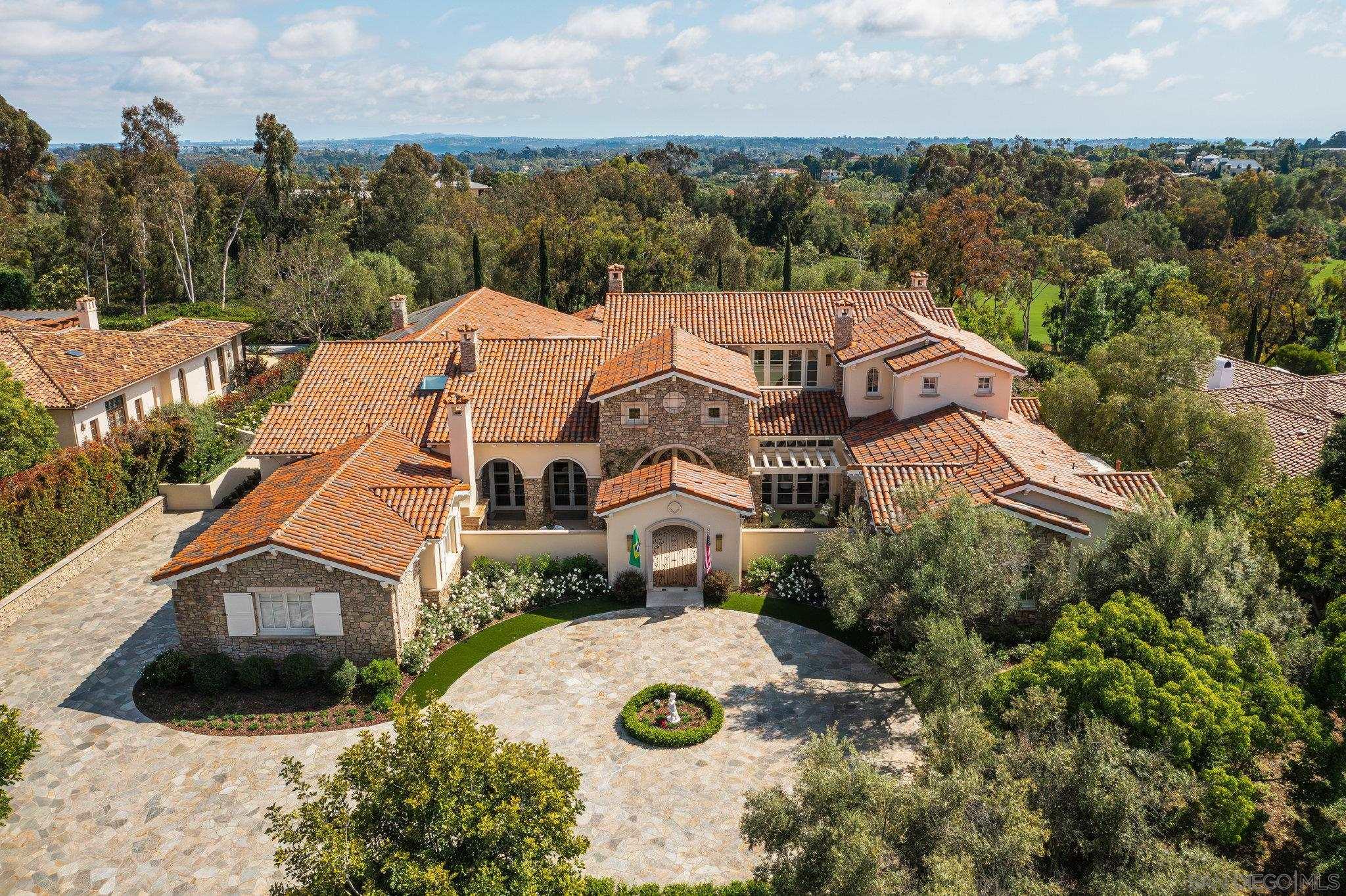 6709 Calle Ponte Bella