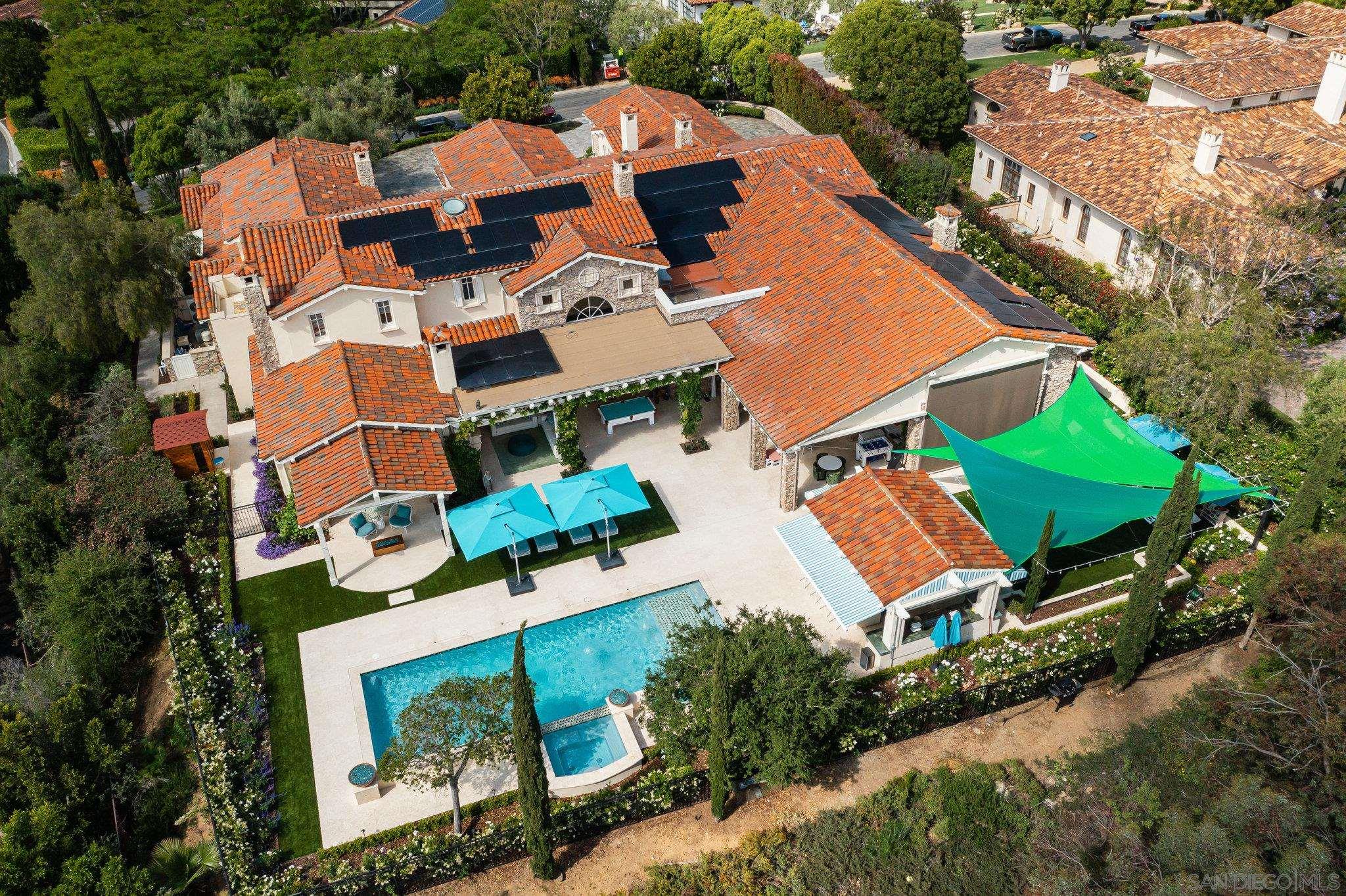 6709 Calle Ponte Bella