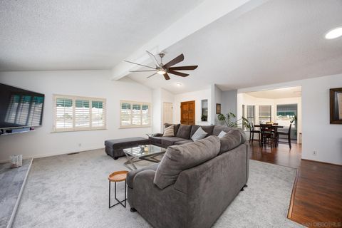 2130  Sunset Dr  SPC 71 Vista CA 92081