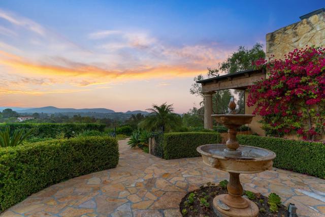 Rancho Santa Fe, California 92067, United States, 5 Bedrooms Bedrooms, ,7 BathroomsBathrooms,Residential,Active,30725