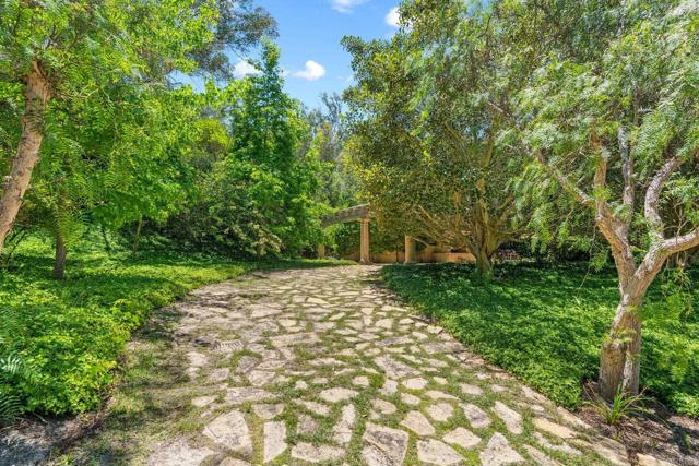 Rancho Santa Fe, California 92067, United States, 5 Bedrooms Bedrooms, ,7 BathroomsBathrooms,Residential,Active,30725