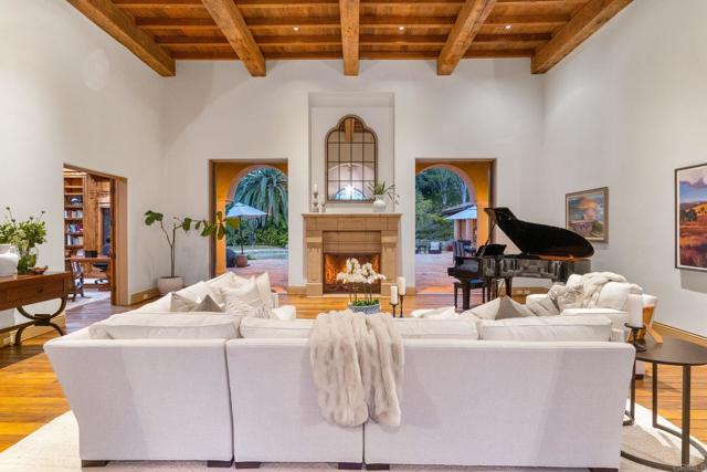Rancho Santa Fe, California 92067, United States, 5 Bedrooms Bedrooms, ,7 BathroomsBathrooms,Residential,Active,30725