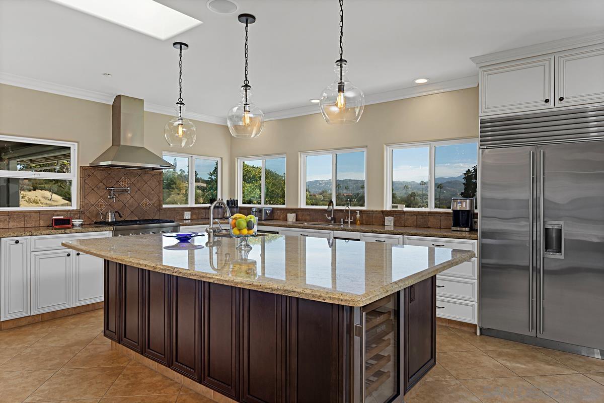 1188 Sierra Bonita