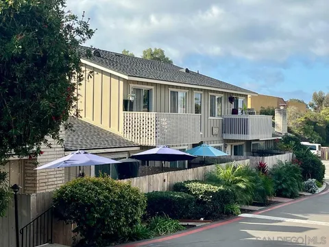 812 Regal Rd Unit P6, Encinitas, CA 92024 - #: 250026884