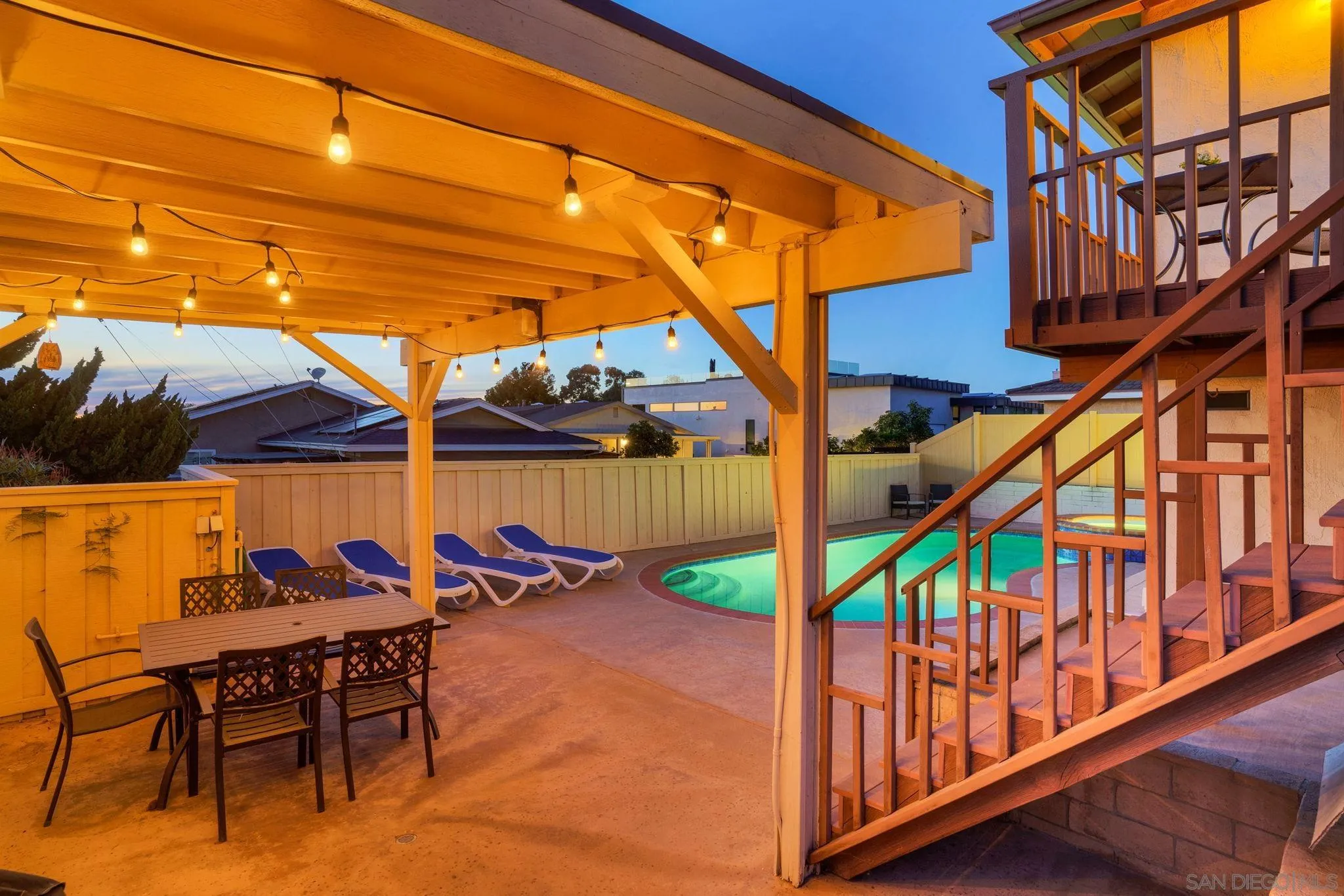 San Diego, California 92110, United States, 3 Bedrooms Bedrooms, ,2 BathroomsBathrooms,Residential,Active,84615