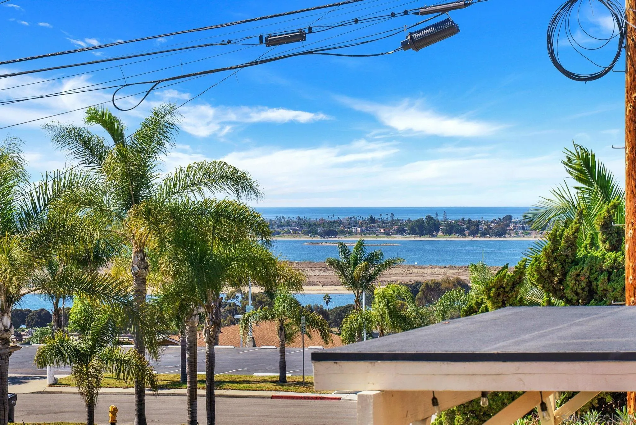 San Diego, California 92110, United States, 3 Bedrooms Bedrooms, ,2 BathroomsBathrooms,Residential,Active,84615