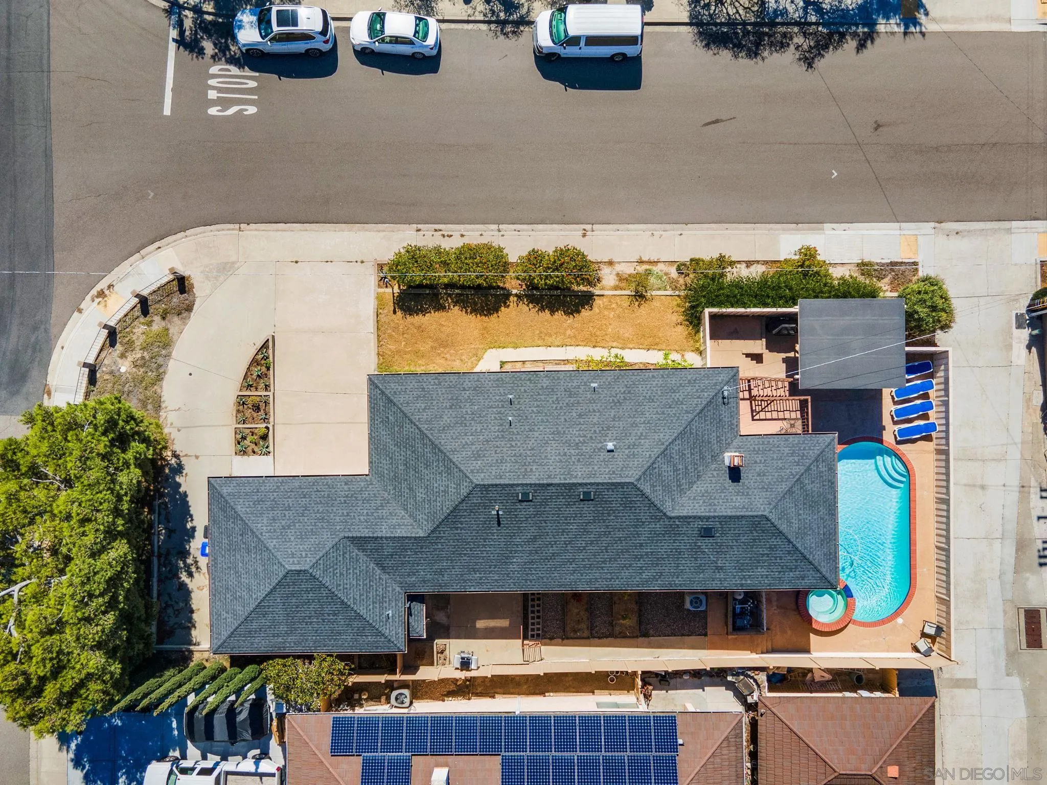 San Diego, California 92110, United States, 3 Bedrooms Bedrooms, ,2 BathroomsBathrooms,Residential,Active,84615