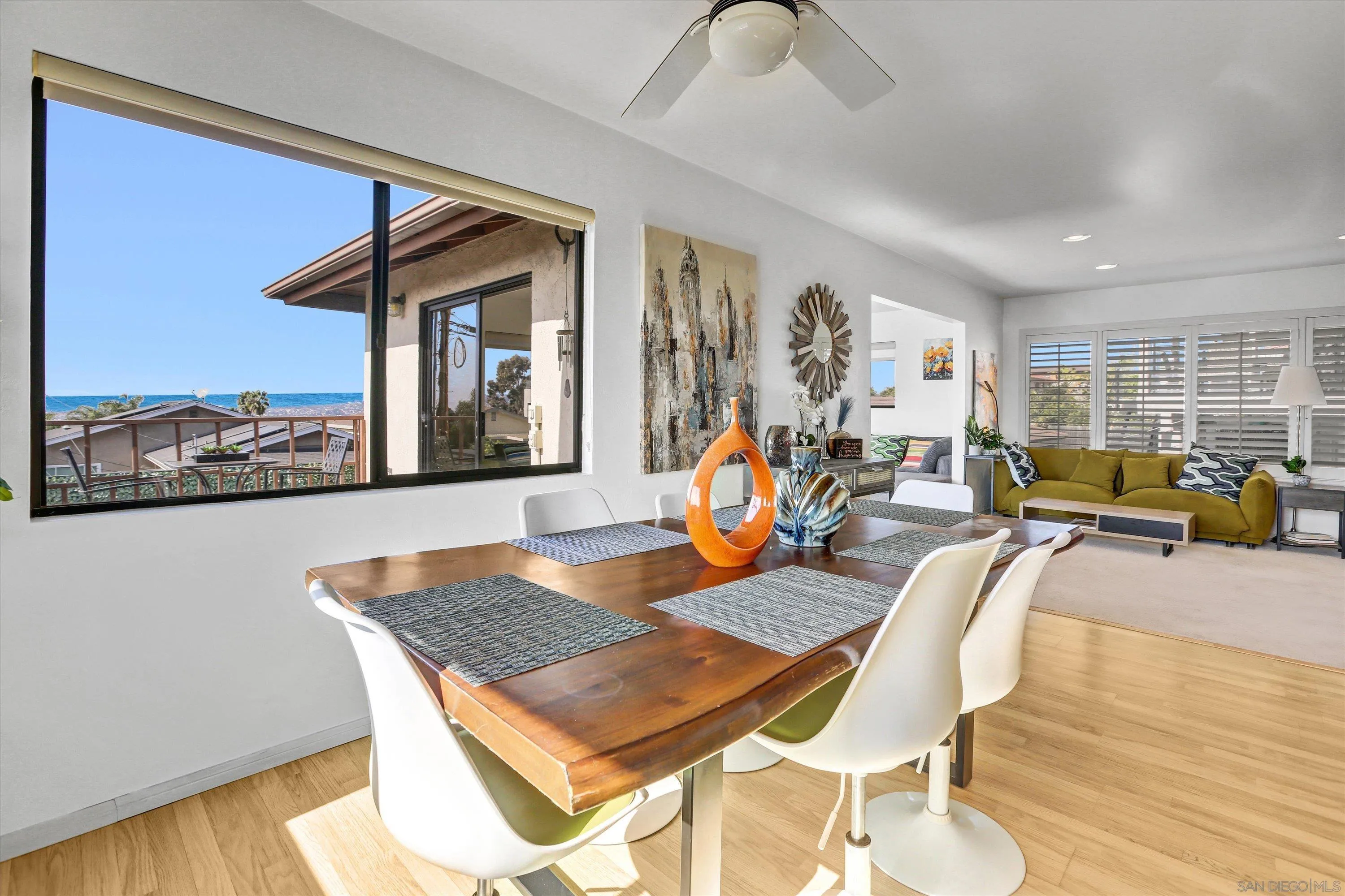 San Diego, California 92110, United States, 3 Bedrooms Bedrooms, ,2 BathroomsBathrooms,Residential,Active,84615