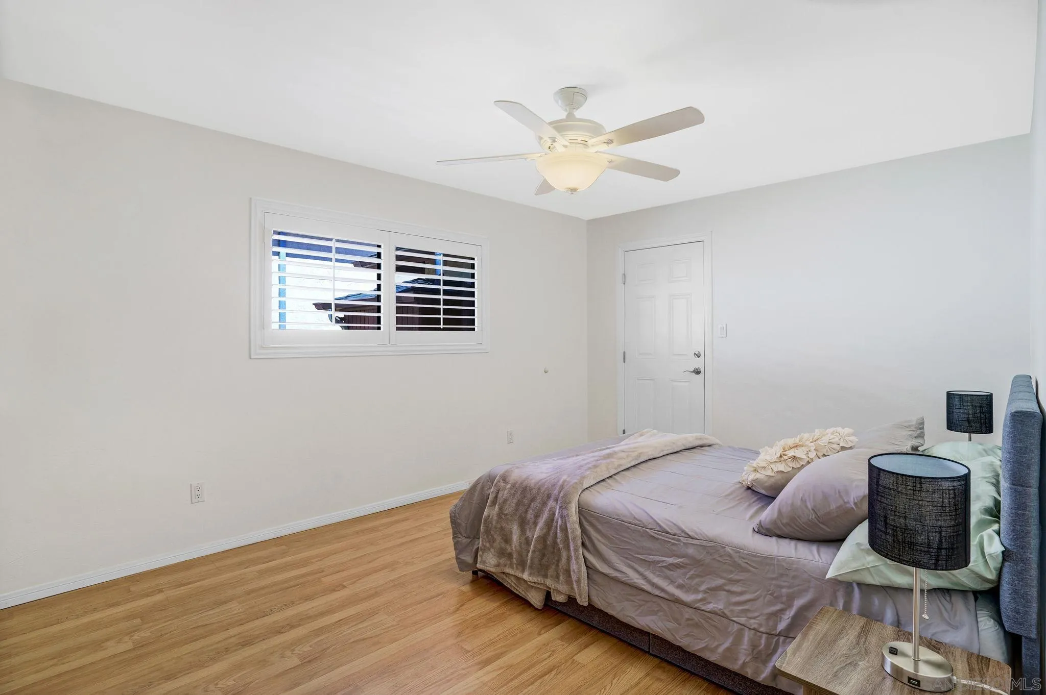 San Diego, California 92110, United States, 3 Bedrooms Bedrooms, ,2 BathroomsBathrooms,Residential,Active,84615