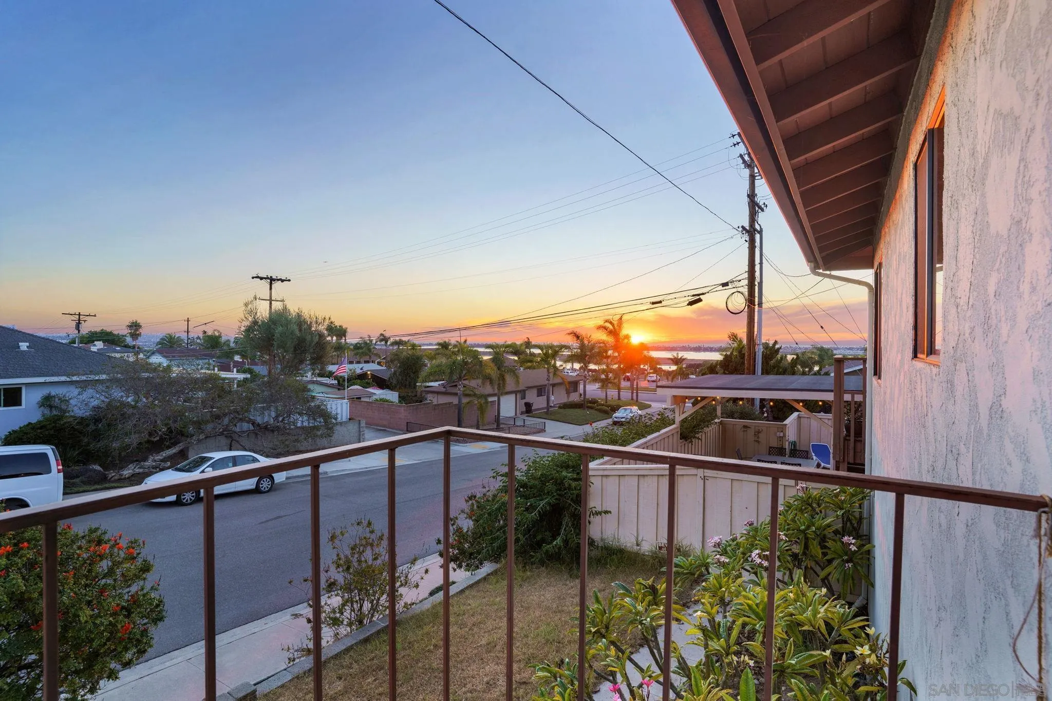 San Diego, California 92110, United States, 3 Bedrooms Bedrooms, ,2 BathroomsBathrooms,Residential,Active,84615