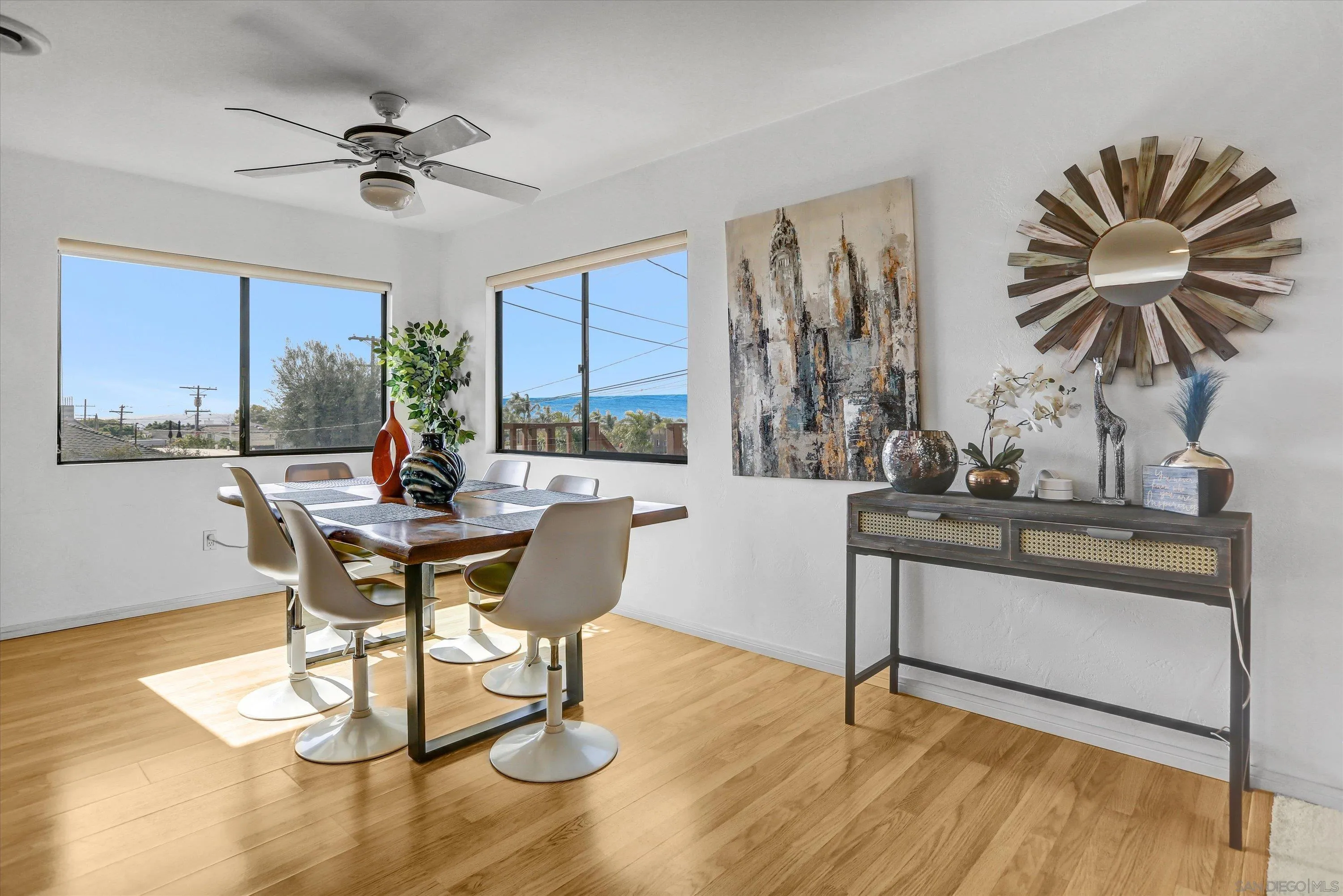 San Diego, California 92110, United States, 3 Bedrooms Bedrooms, ,2 BathroomsBathrooms,Residential,Active,84615