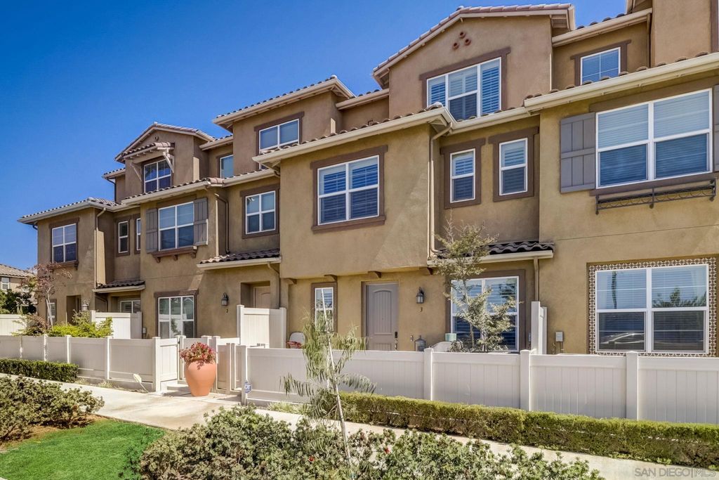 1330 Santa Liza Ave #Unit 3

                                                                             Chula Vista                                

                                    , CA - $799,999