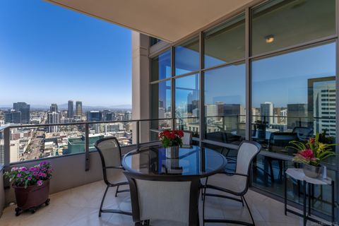 Tiny photo for 550 Front St #2702, San Diego, CA 92101 (MLS # 250030403)