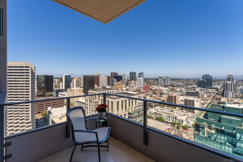 Tiny photo for 550 Front St #2702, San Diego, CA 92101 (MLS # 250030403)