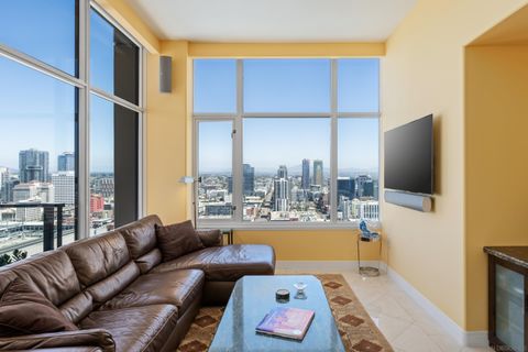 Tiny photo for 550 Front St #2702, San Diego, CA 92101 (MLS # 250030403)