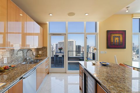 Tiny photo for 550 Front St #2702, San Diego, CA 92101 (MLS # 250030403)