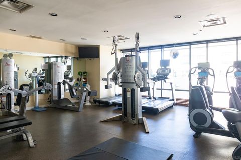 Tiny photo for 550 Front St #2702, San Diego, CA 92101 (MLS # 250030403)