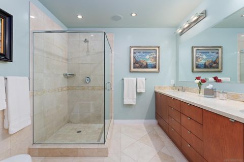 Tiny photo for 550 Front St #2702, San Diego, CA 92101 (MLS # 250030403)