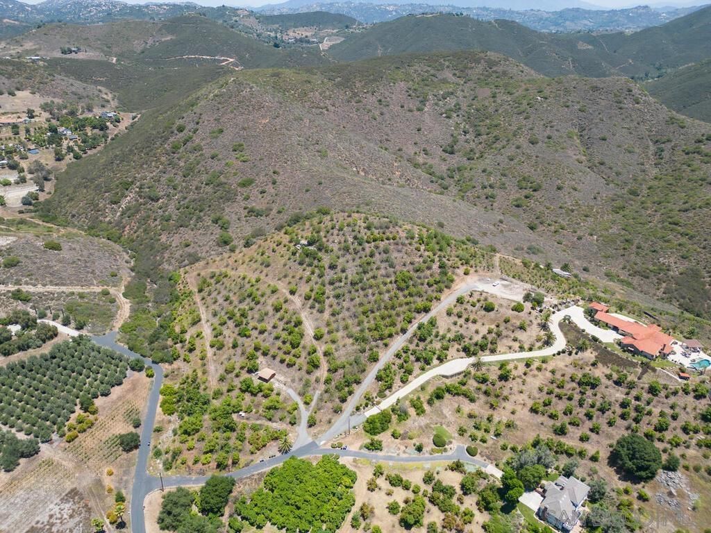 Photo of 00 El Coyote Run, Fallbrook, CA 92028 (MLS # 250029559)