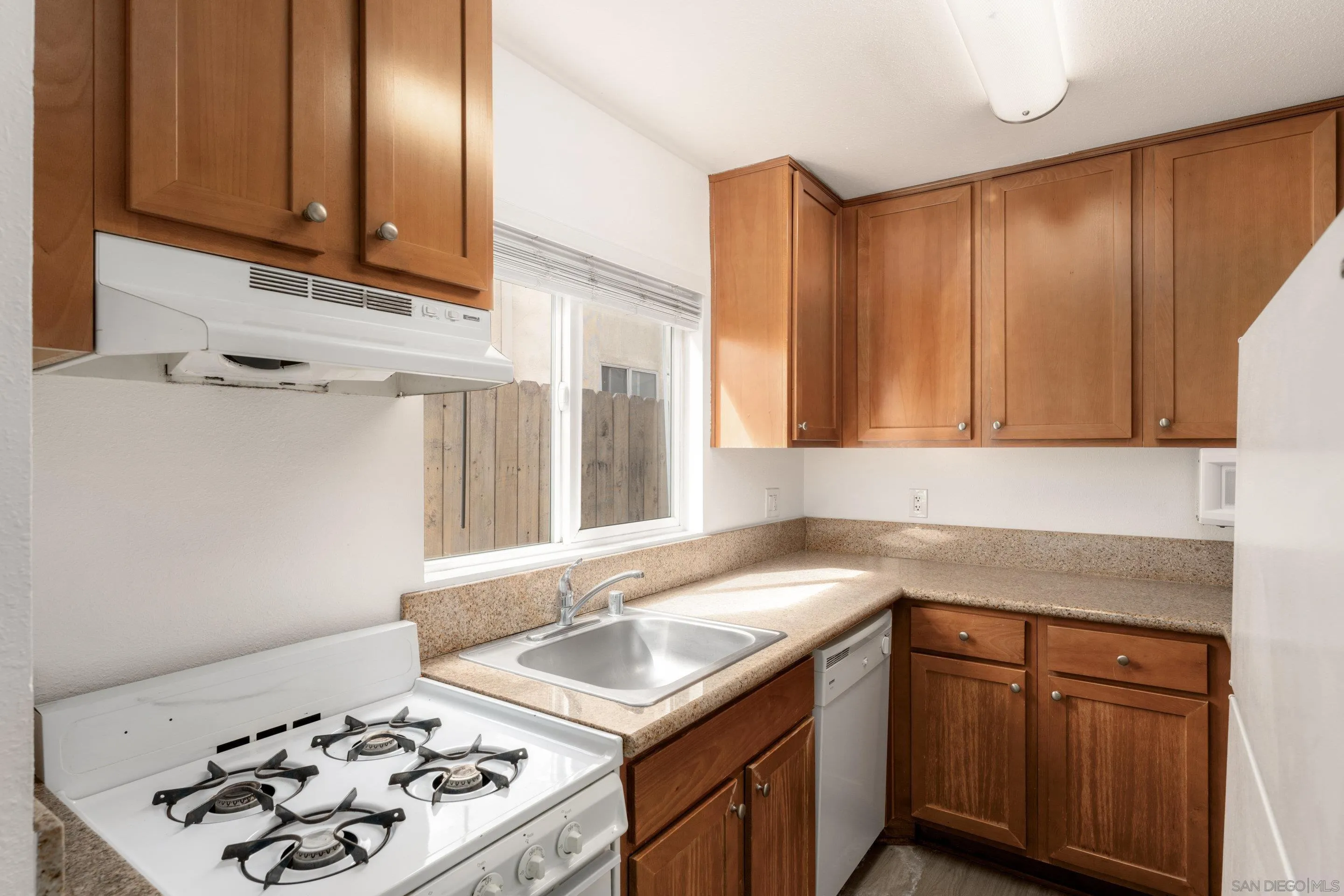 San Diego, California 92116, United States, ,1 BathroomBathrooms,Residential,Active,101388