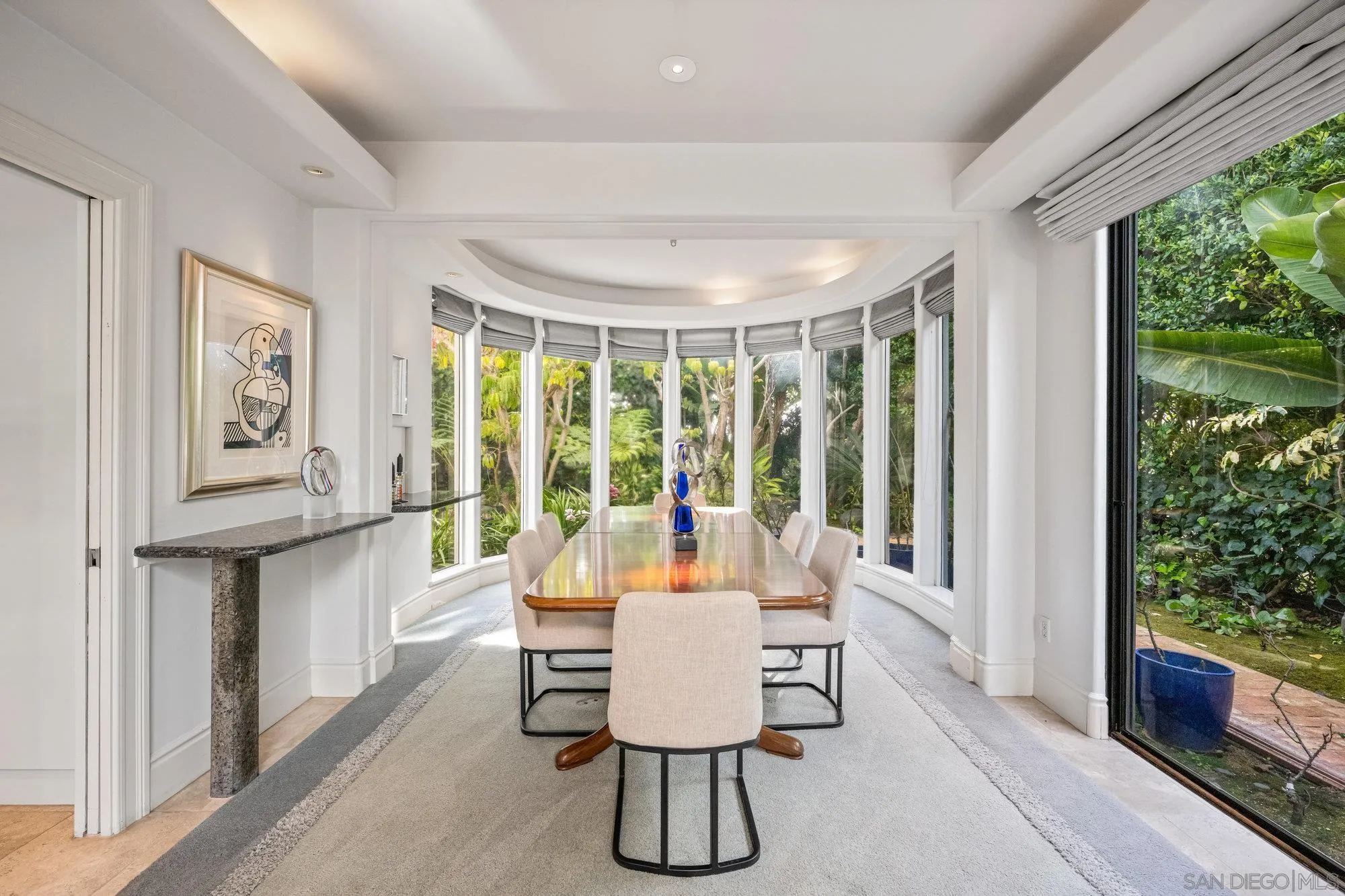 La Jolla, California 92037, United States, 4 Bedrooms Bedrooms, ,3 BathroomsBathrooms,Residential,Pending,109509