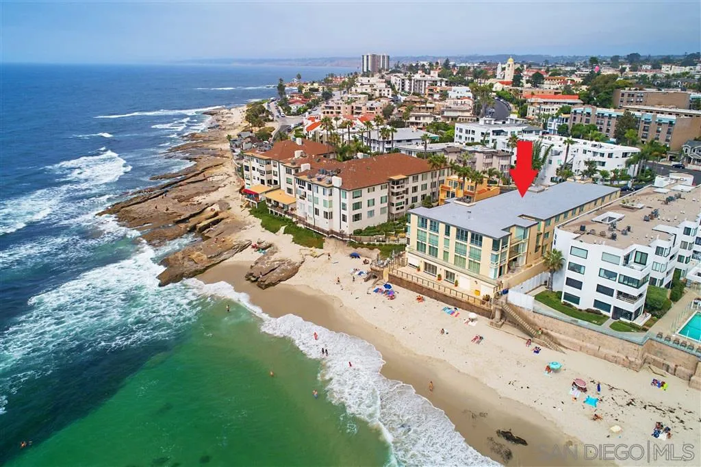 La Jolla, California 92037, United States, 3 Bedrooms Bedrooms, ,3 BathroomsBathrooms,Residential,Active,41828