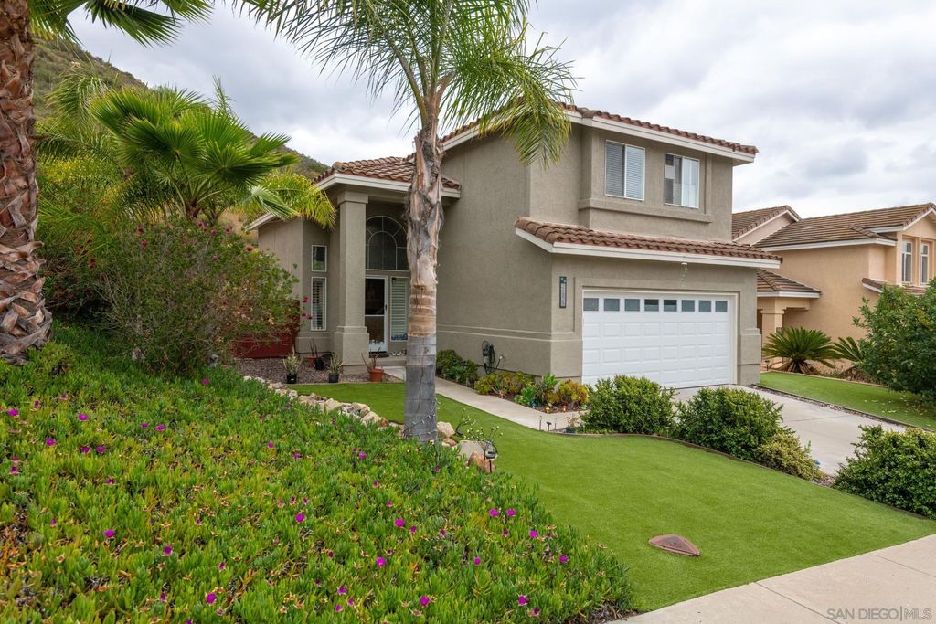 Photo of 29825 Platanus Dr, Escondido, CA 92026 (MLS # 250027180)