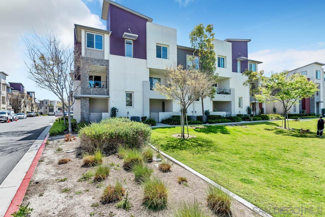 1842 Observation Way 3