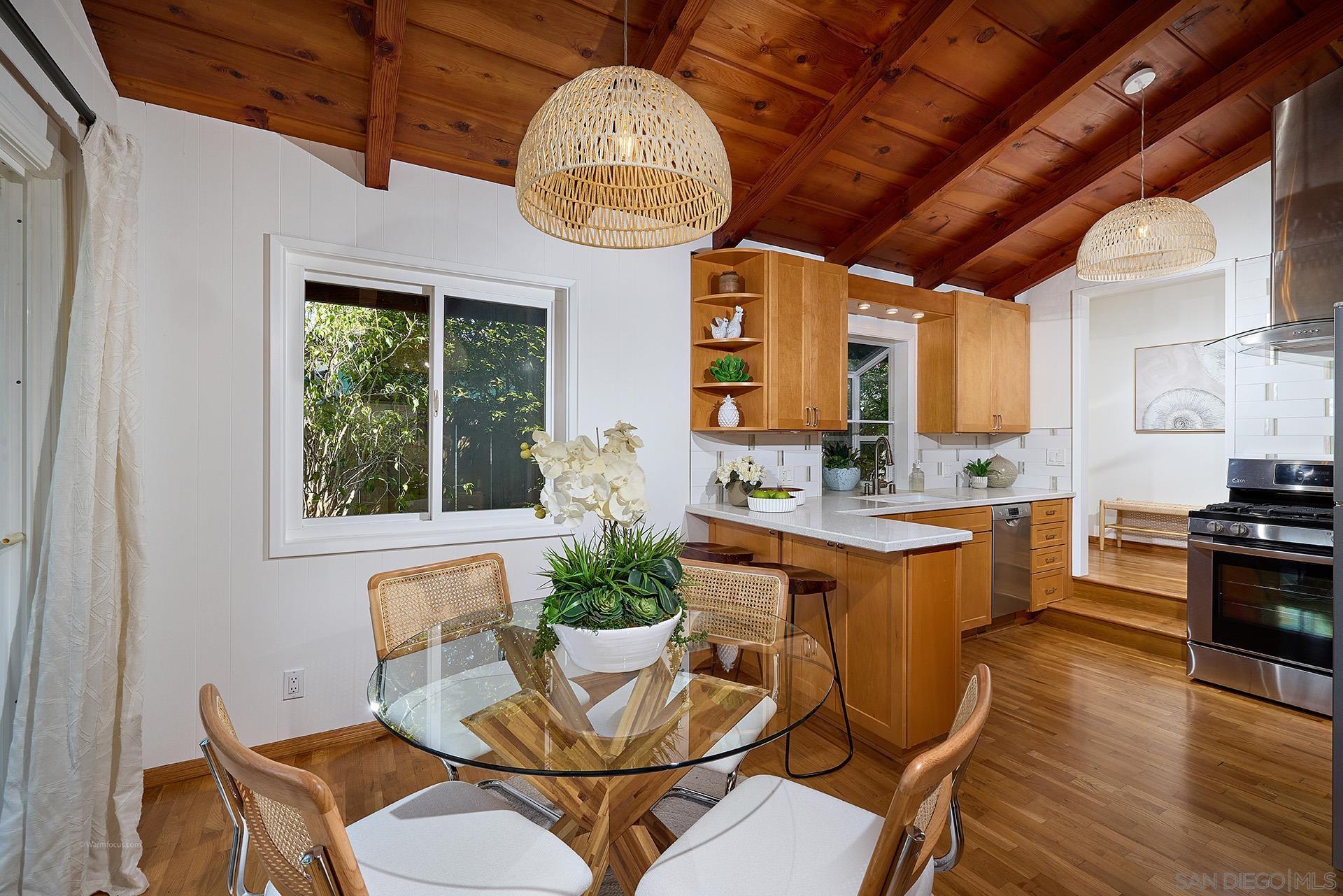 1641 Somerset