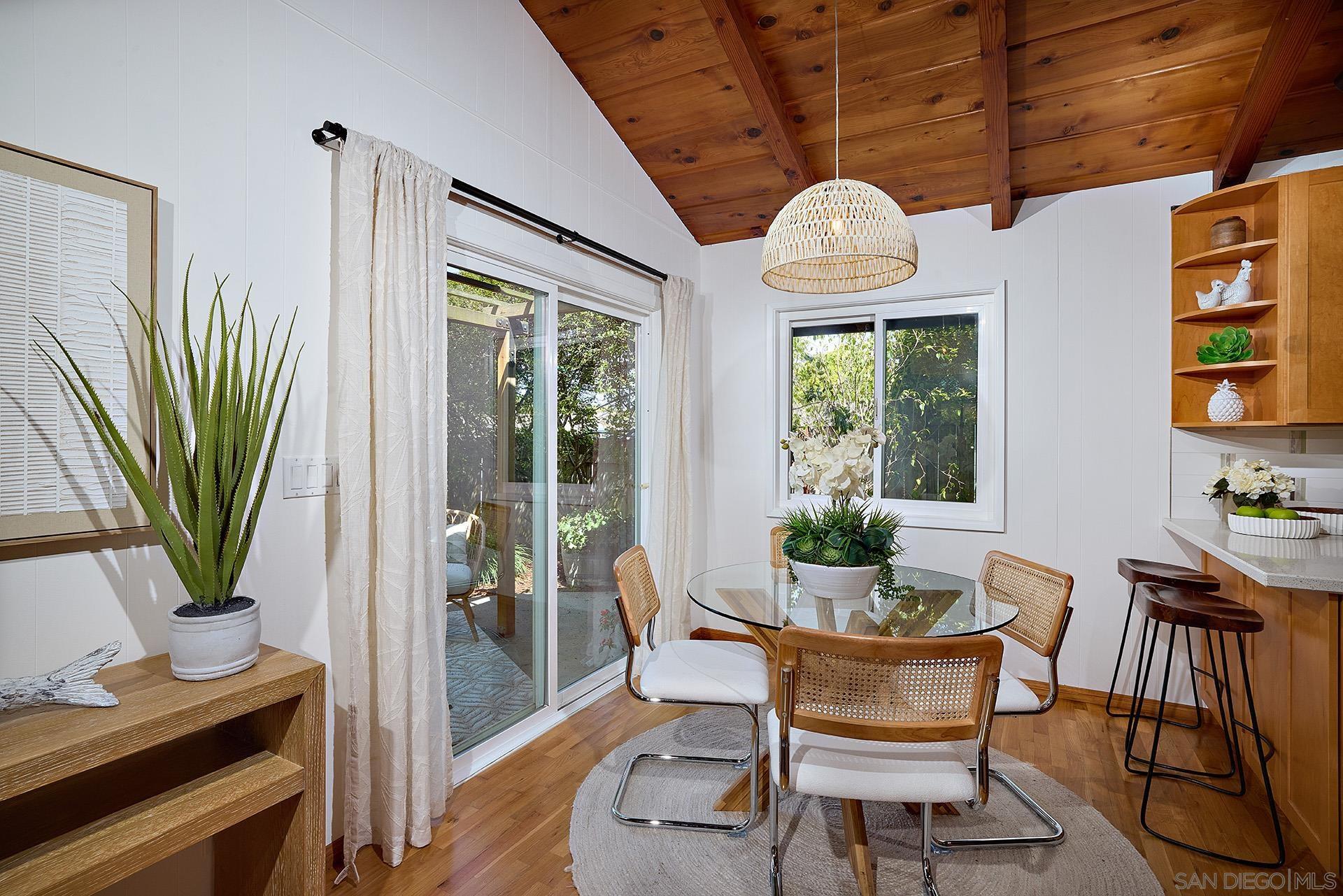 1641 Somerset