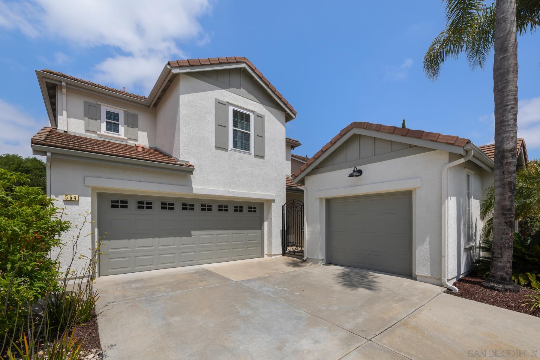 554 Golf Glen Dr
