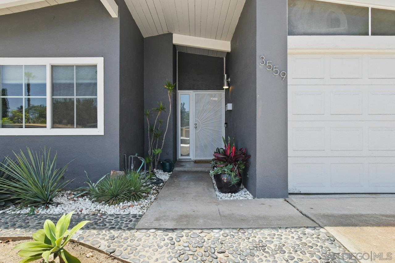 3559 Larga Circle