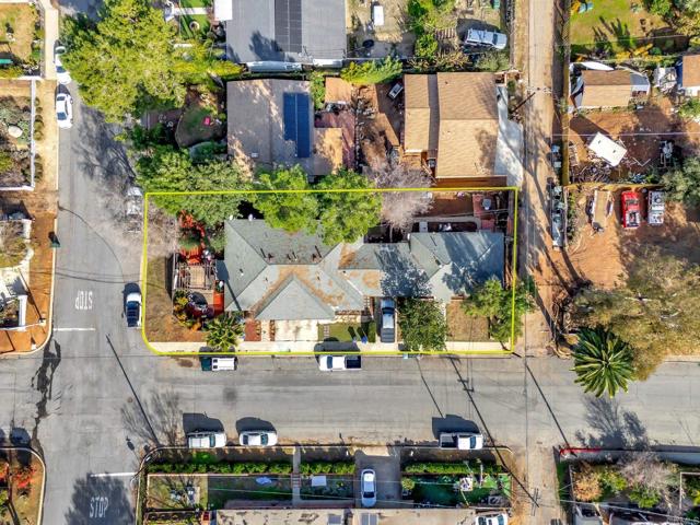 406 S Grape St