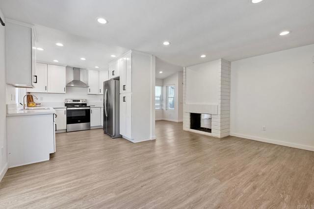 361 Mainsail Road
