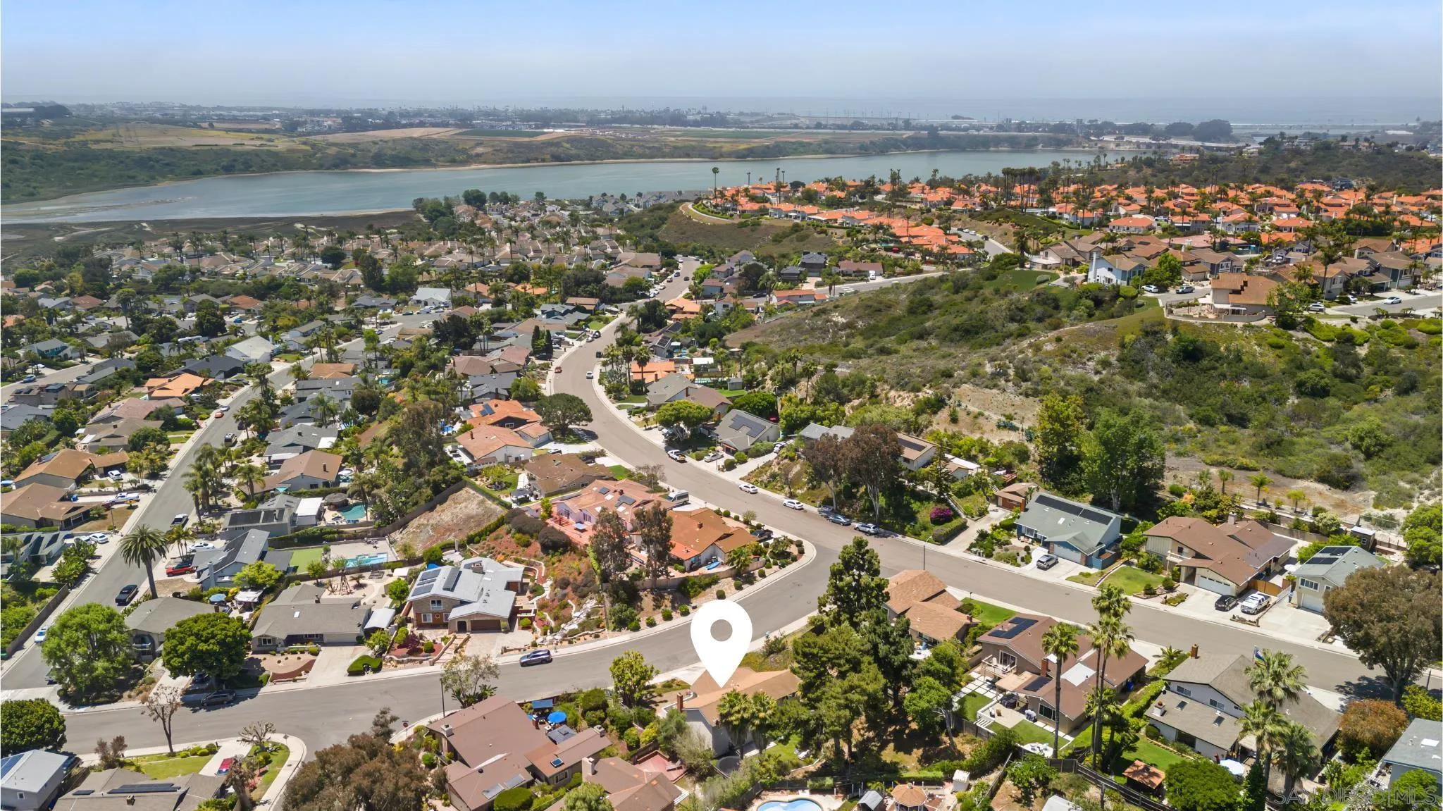 Carlsbad, California 92008, United States, 4 Bedrooms Bedrooms, ,3 BathroomsBathrooms,Residential,Pending,136490