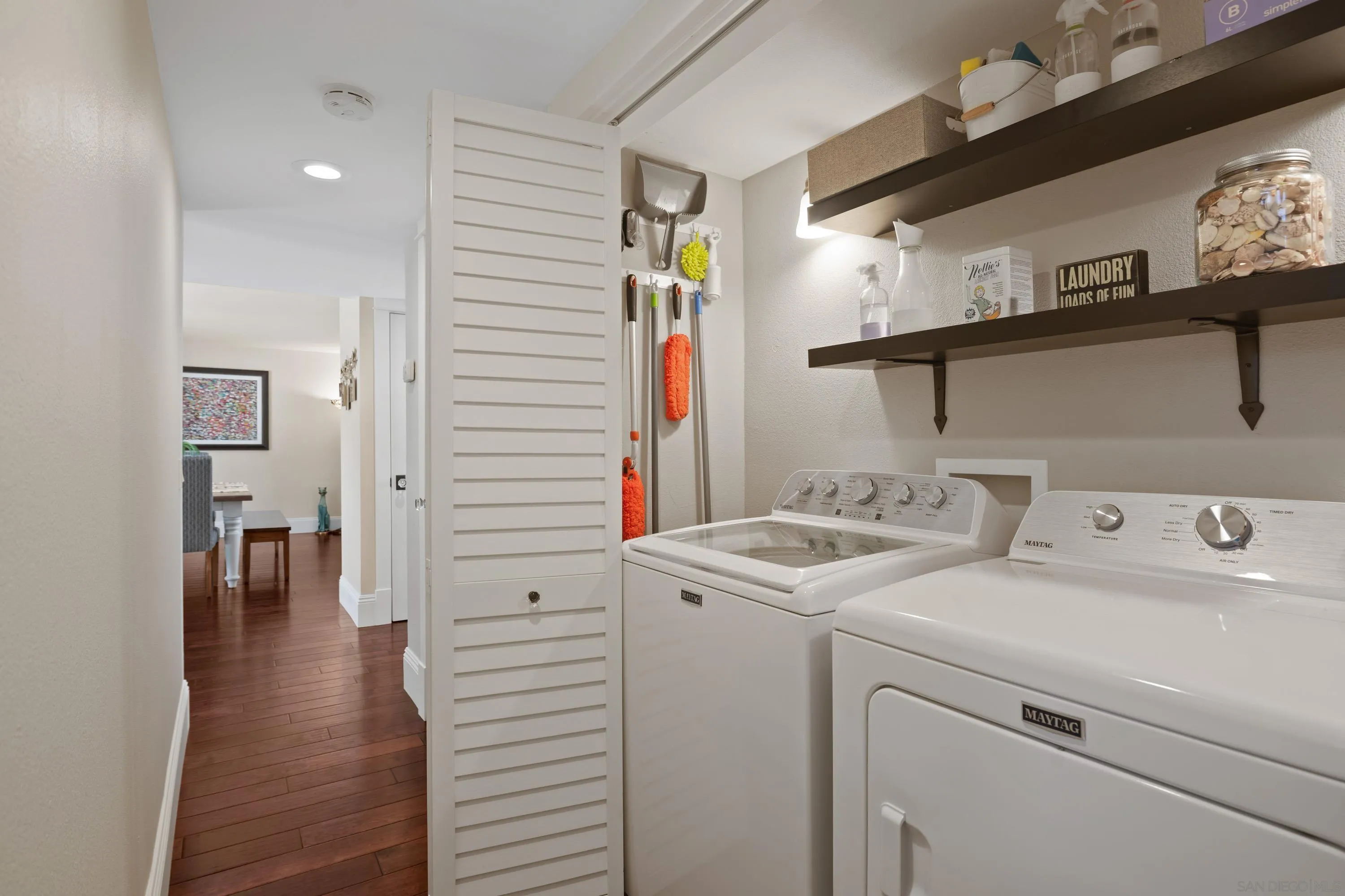 Carlsbad, California 92008, United States, 4 Bedrooms Bedrooms, ,3 BathroomsBathrooms,Residential,Pending,136490