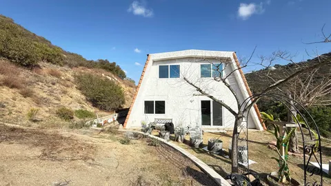 MLS: 250024873
