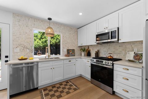 1832  California St Oceanside CA 92054
